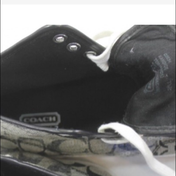 SaLE❗️Coach Monogram Sneakers - Picture 3 of 3